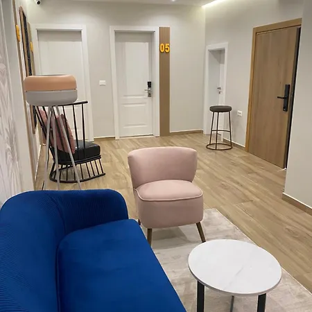 Nebula * Τίρανα